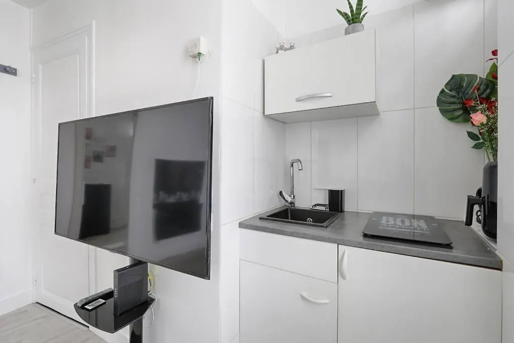 Fantin Latour Cosy Studio 2P Seine & Eiffel Tower Appartement Parijs